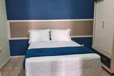 پانسیون Hipolitus Suites