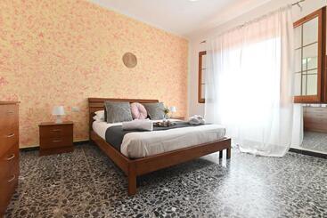 پانسیون Izzhome Central Room