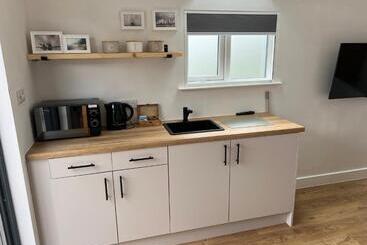 پانسیون Mudeford Retreat