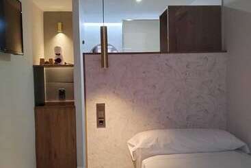 پانسیون Plaza Rooms
