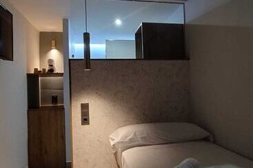 پانسیون Plaza Rooms