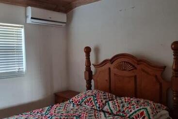 پانسیون Suite Dreams Guest House