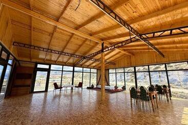 پانسیون Yurt Camp Chyrak