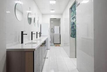 Pu Chun International Hostel  Yugarden & Old Town