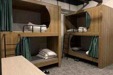 Pu Chun International Hostel  Yugarden & Old Town