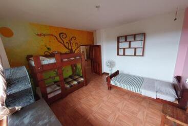 هاستل La Villa Del Colibri Misahualli