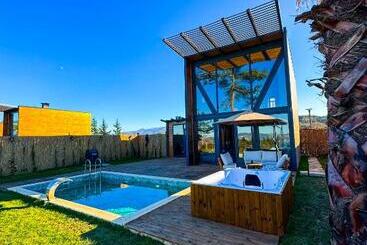 تختخواب و صبحانه Stay In Sapanca