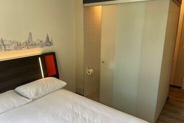 Easyhotel Zürich Main Station