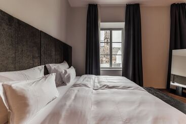 هتل Meta Suites Historic City Living