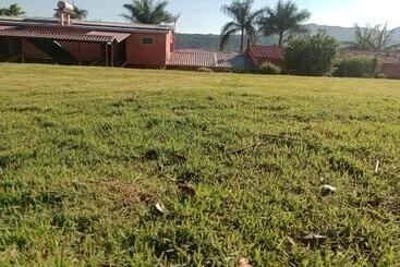 هتل Pousada Vale Verde   Campo De Futebol E Sinuca Pro