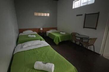 هتل Villa Alegre Cieneguilla Perú