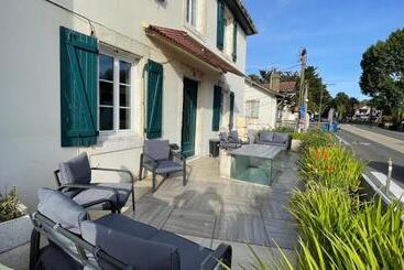 Le Doolie S Hostel B&b