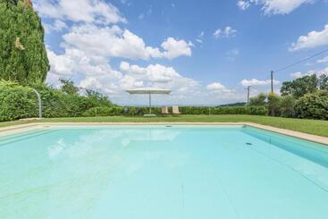 פנסיון Agriturismo Dei   Villa Il Boschetto Luxury Suite
