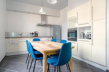 پانسیون Coeur De Ville #b3   Centre Ville   Chambre Cosy Privée   Logement Partagé