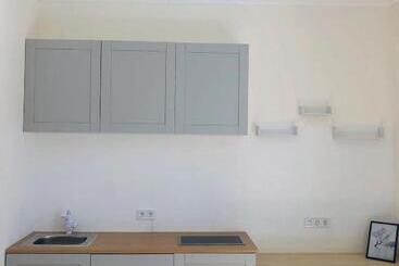 پانسیون Warm & Cozy Apartment At Akmenu Iela