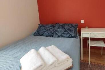 پانسیون Warm & Cozy Apartment At Akmenu Iela