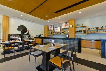 Sappaya Hotel By Lotus Valley Golf Resort