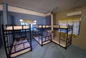 تختخواب و صبحانه Queens Guesthouse
