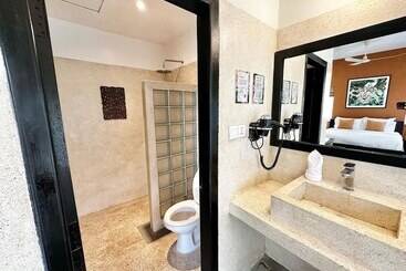 هتل Babel Boutique