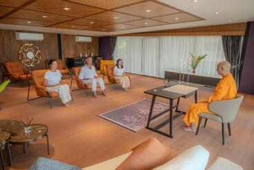 هتل Big Sun Residences By Iretreat