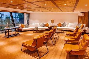 هتل Big Sun Residences By Iretreat