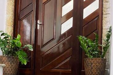 هتل Hostel Anprado 5