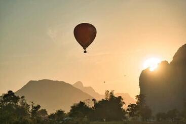 Vangvieng Downtown Hotel 1
