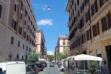 پانسیون Vatican 23 Museum Suites