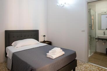 پانسیون Vatican 23 Museum Suites