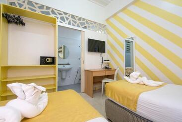 هاستل Alicia Tower Residences