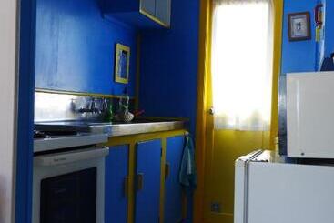 هاستل Atlantis Backpackers