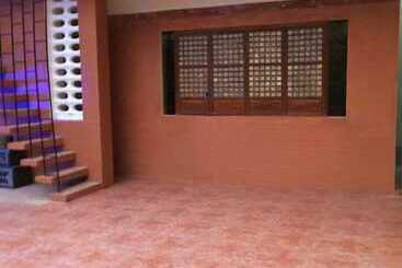 تختخواب و صبحانه Casa Roces