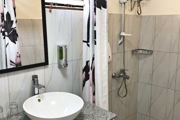 تختخواب و صبحانه Casa Roces