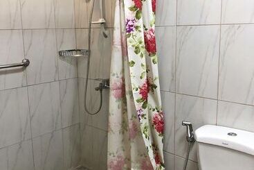 تختخواب و صبحانه Casa Roces