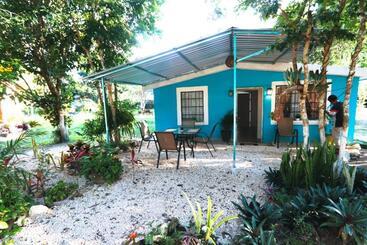 مبيت وإفطار Otoch Béek Calakmul