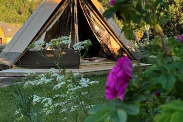 تختخواب و صبحانه Strandheimen Guesthouse