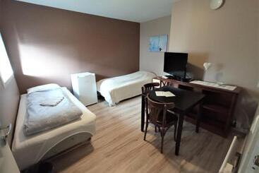 تختخواب و صبحانه Strandheimen Guesthouse