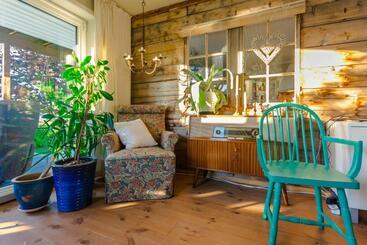 تختخواب و صبحانه Strandheimen Guesthouse