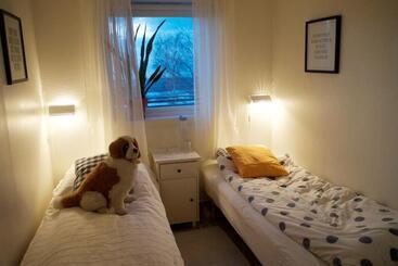 تختخواب و صبحانه Strandheimen Guesthouse