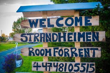 تختخواب و صبحانه Strandheimen Guesthouse