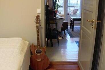 تختخواب و صبحانه Strandheimen Guesthouse