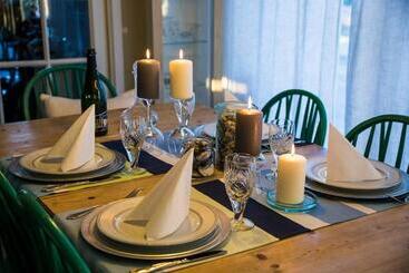 تختخواب و صبحانه Strandheimen Guesthouse