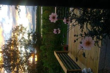 تختخواب و صبحانه Strandheimen Guesthouse