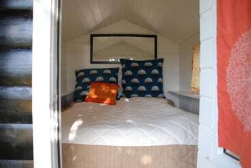 تختخواب و صبحانه Strandheimen Guesthouse