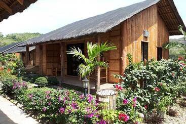 Calayo Beach Resort