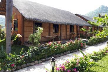 Calayo Beach Resort