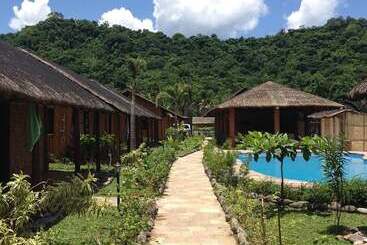 Calayo Beach Resort