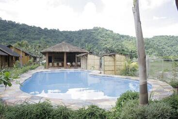Calayo Beach Resort