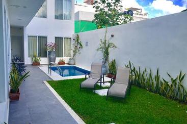 Suite 24  Boutique By Xperience S