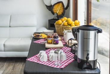 Suite 24  Boutique By Xperience S